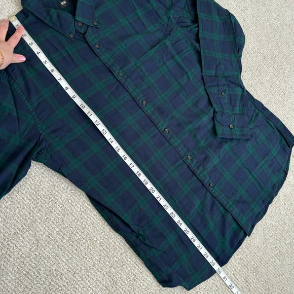 Uniqlo Flannel Button Down - Picture 3 of 4